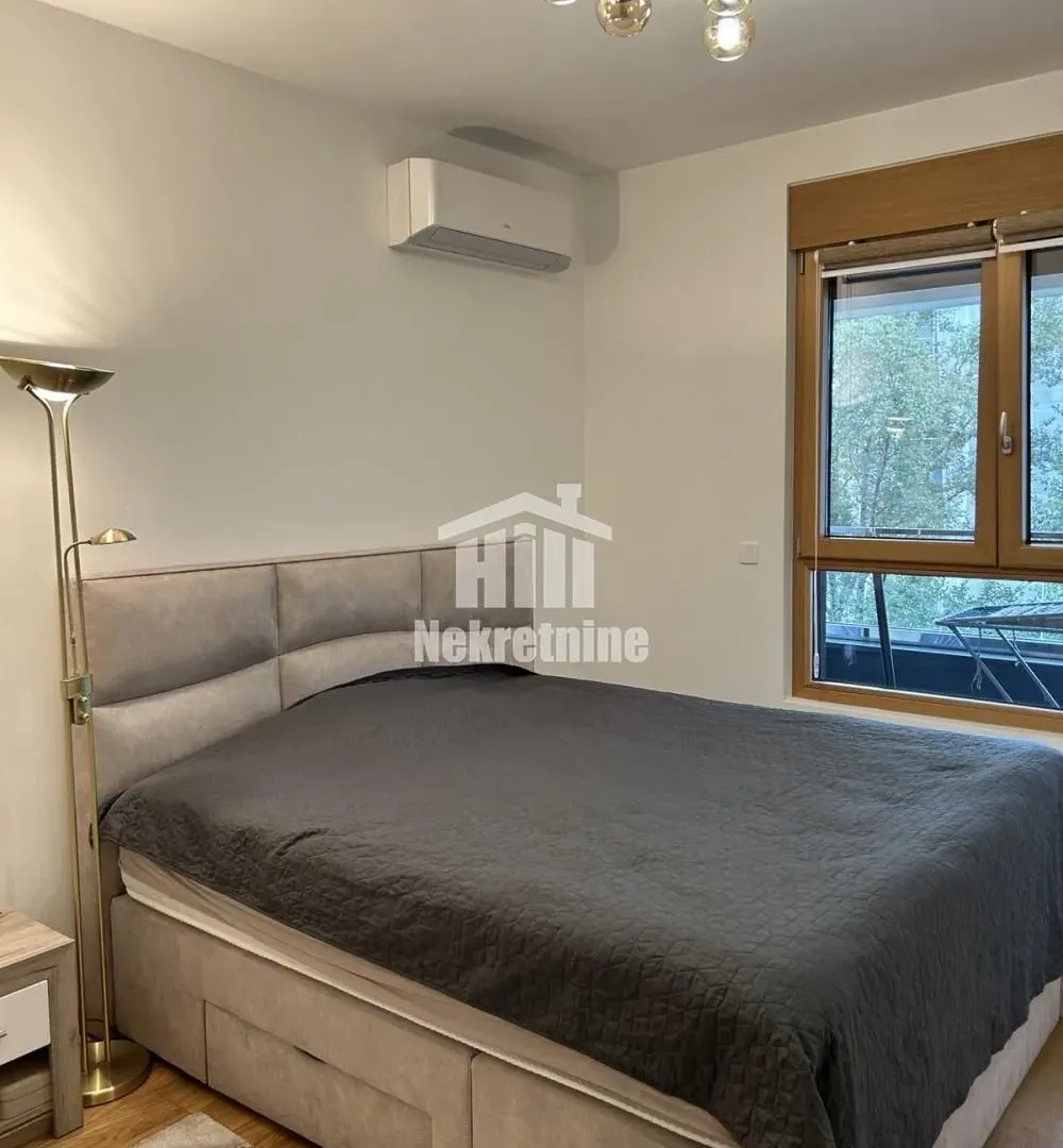 Sale, two bedroom apartment, 54m², Novi Beograd Blok 65, Novi Beograd Sve Podlokacije
