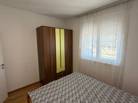 Rent, one bedroom apartment, 42m², Zabjelo, Podgorica - image 9