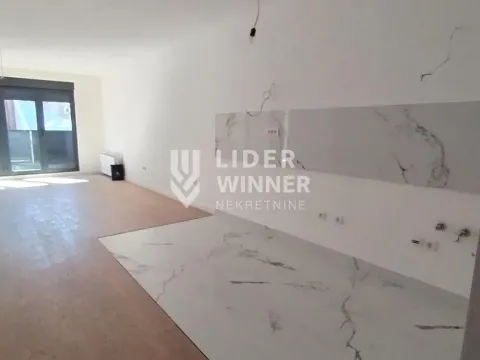 Prodaja, trosoban stan, 78m², Autokomanda, Voždovac Sve Podlokacije - image 10