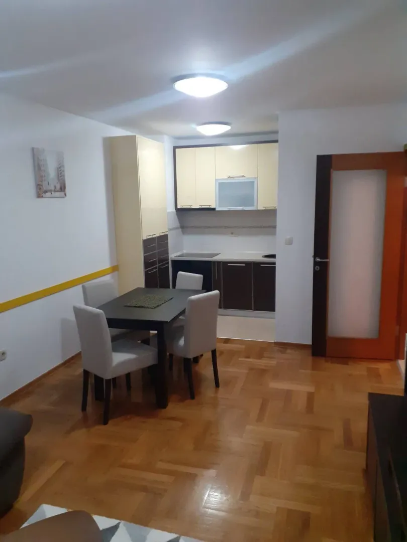 Rent, two bedroom apartment, 44m², Stari Aerodrom, Podgorica
