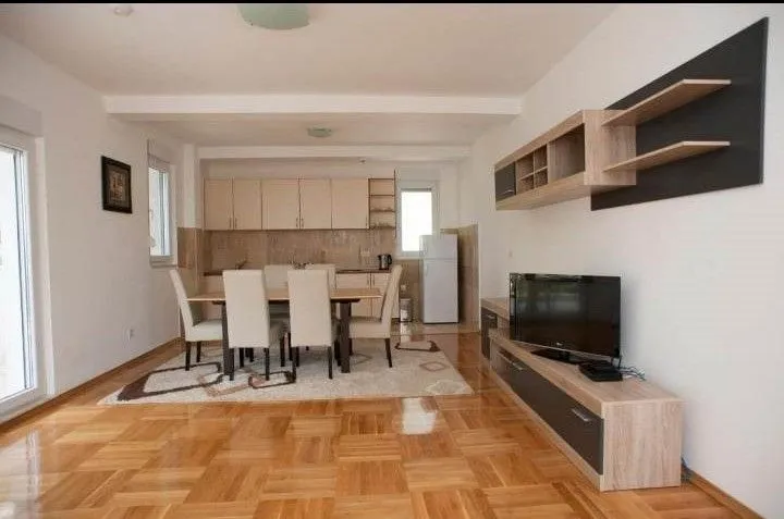Prodaja, kuća, 400m², Petrovac, Budva