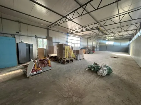 Rent, office space, 300m², Kać, Novi Sad Sve Podlokacije - image 3