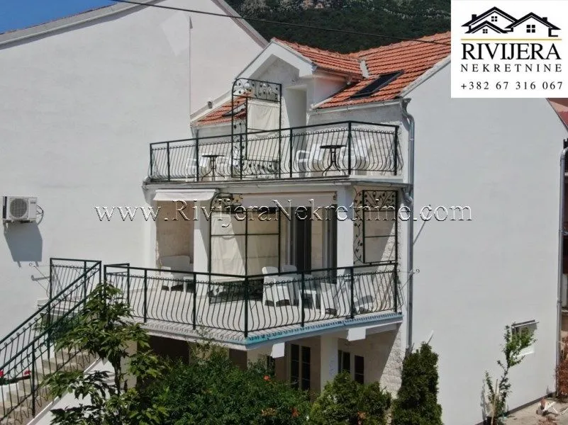 Sale, house, 194m², Baošići, Herceg Novi