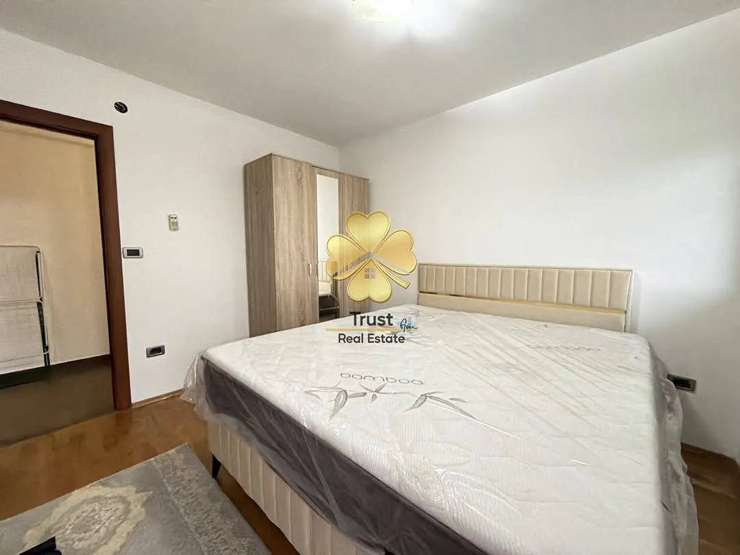 Izdavanje, trosoban stan, 80m², Krivi Most, Podgorica
