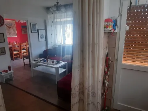 Prodaja, trosoban stan, 95m², Centar, Nikšić - image 3