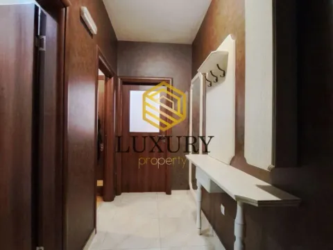 Izdavanje, dvosoban stan, 72m², Pobrežje, Podgorica - image 2