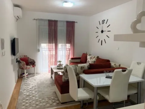 Rent, one bedroom apartment, 27m², Nikšić, Crna Gora - image 5