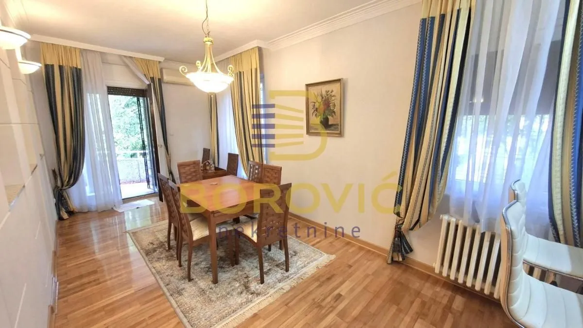 Rent, apartment, 220m², Savski Venac, Beograd