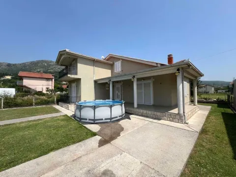 Prodaja, kuća, 170m², Murtovina, Podgorica - image 12