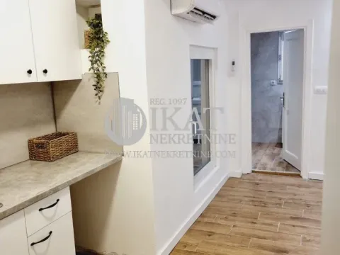 Prodaja, dvosoban stan, 44m², Kalenić Pijaca, Vračar Sve Podlokacije - image 11