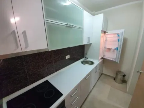 Izdavanje, dvosoban stan, 65m², Momišići, Podgorica - image 4