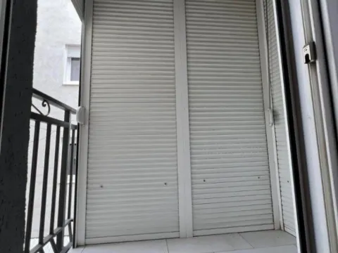 Izdavanje, jednosoban stan, 32m², Stari Aerodrom, Podgorica - image 2