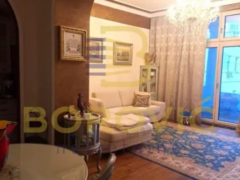 Prodaja, dvosoban stan, 43m², Stari Grad, Beograd - image 2