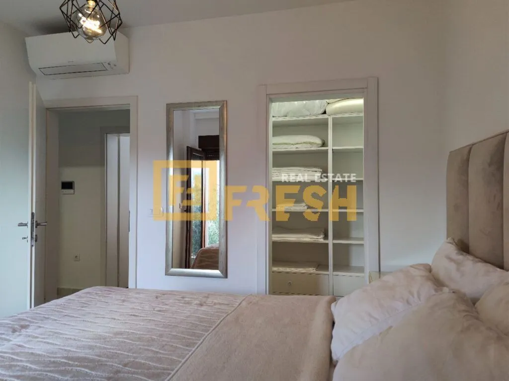Rent, one bedroom apartment, 51m², Tivat, Crna Gora