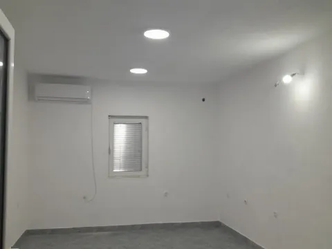 Rent, office space, 46m², Masline, Podgorica - image 4