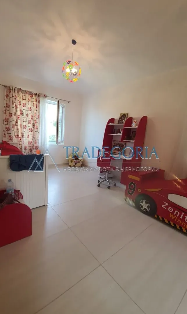 Prodaja, kuća, 307m², Bar, Crna Gora