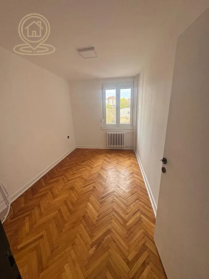 Rent, three bedroom apartment, 95m², Medijana, Niš