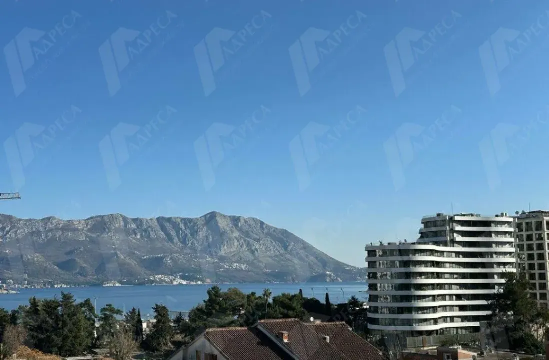 Sale, three bedroom apartment, 83m², Centar, Budva