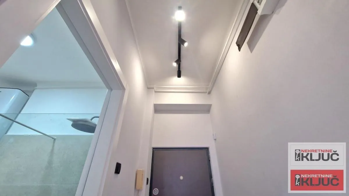 Prodaja, garsonjera, 25m², Centar, Novi Sad