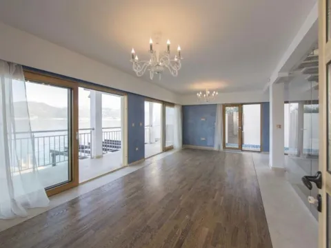Prodaja, kuća, 300m², Krašići, Tivat - image 4