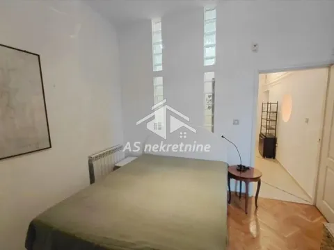 Izdavanje, dvosoban stan, 46m², Stari Grad, Beograd - image 12
