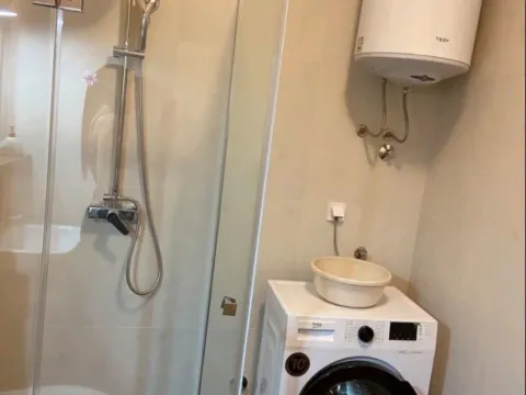 Izdavanje, jednosoban stan, 45m², Radanovići, Kotor - image 7