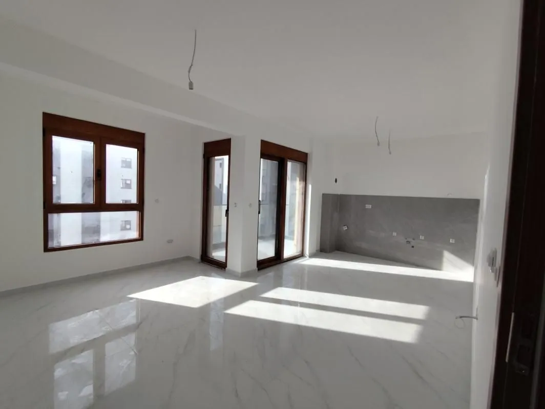 Sale, two bedroom apartment, 79m², Šušanj, Bar