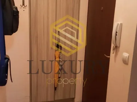 Izdavanje, jednosoban stan, 37m², Pobrežje, Podgorica - image 2