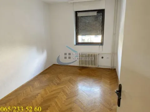 Rent, four bedroom apartment, 97m², Stari Grad, Beograd - image 9