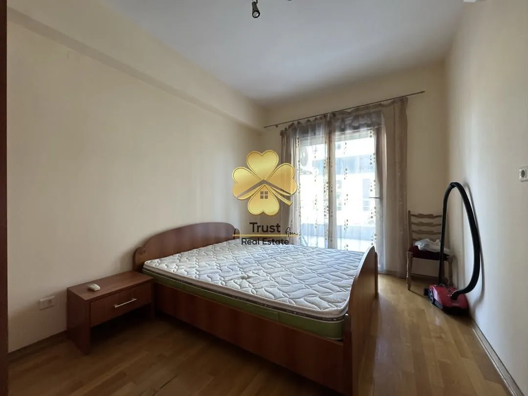 Izdavanje, jednosoban stan, 60m², Centar, Podgorica