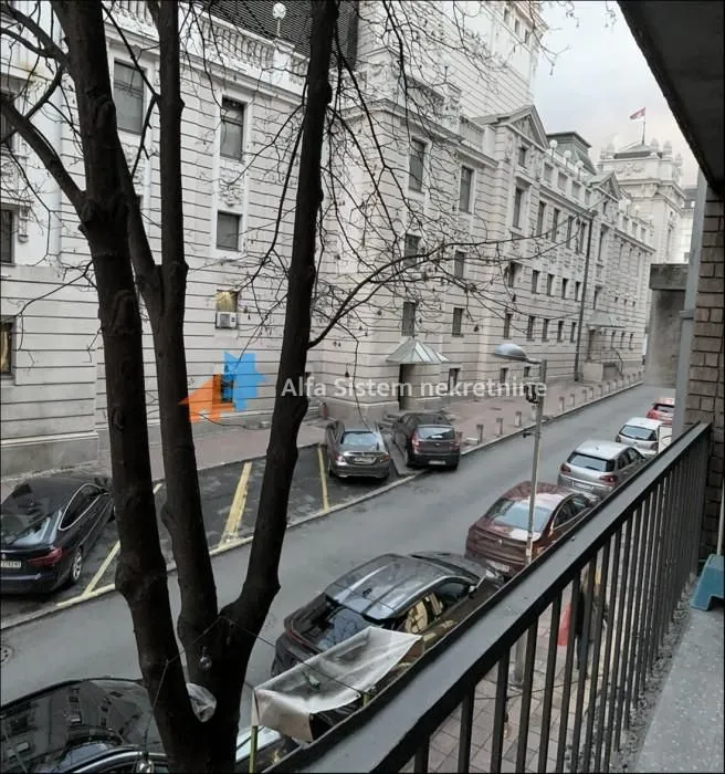 Rent, three bedroom apartment, 91m², Stari Grad, Beograd