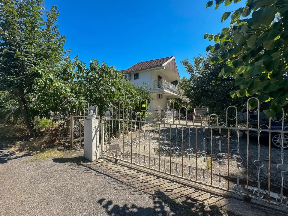 Rent, house, 80m², Pobrežje, Podgorica
