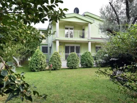 Sale, house, 200m², Podgorica, Crna Gora