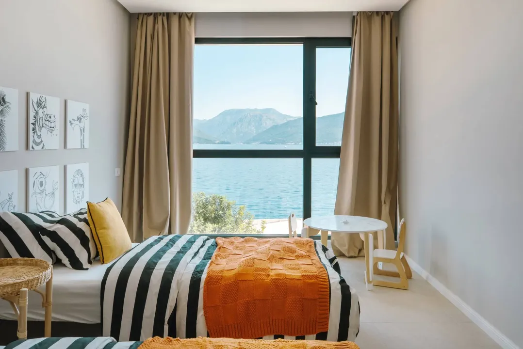 Sale, house, 200m², Krašići, Tivat