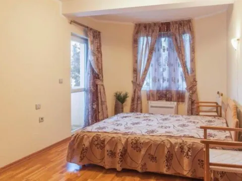 Prodaja, trosoban stan, 132m², Stoliv, Kotor - image 8