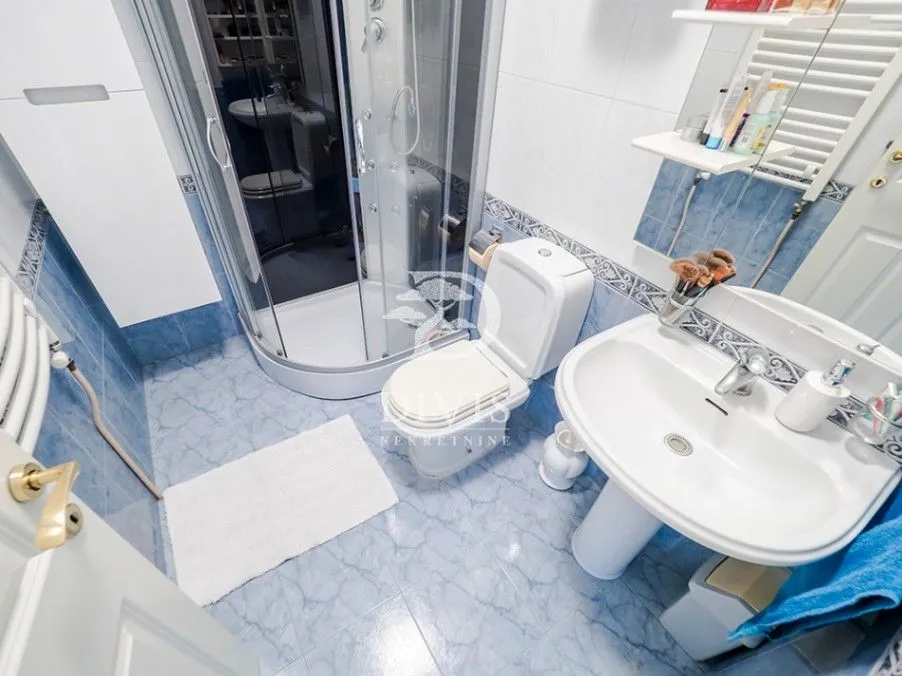 Rent, four bedroom apartment, 107m², Slavija, Vračar Sve Podlokacije