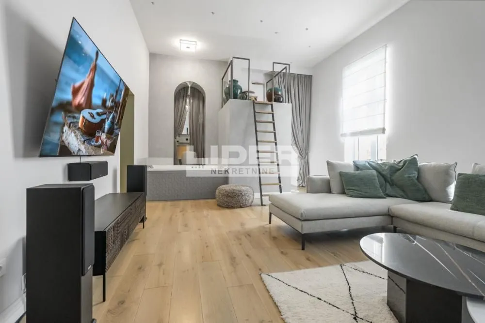 Prodaja, dvosoban stan, 96m², Stari Grad, Beograd