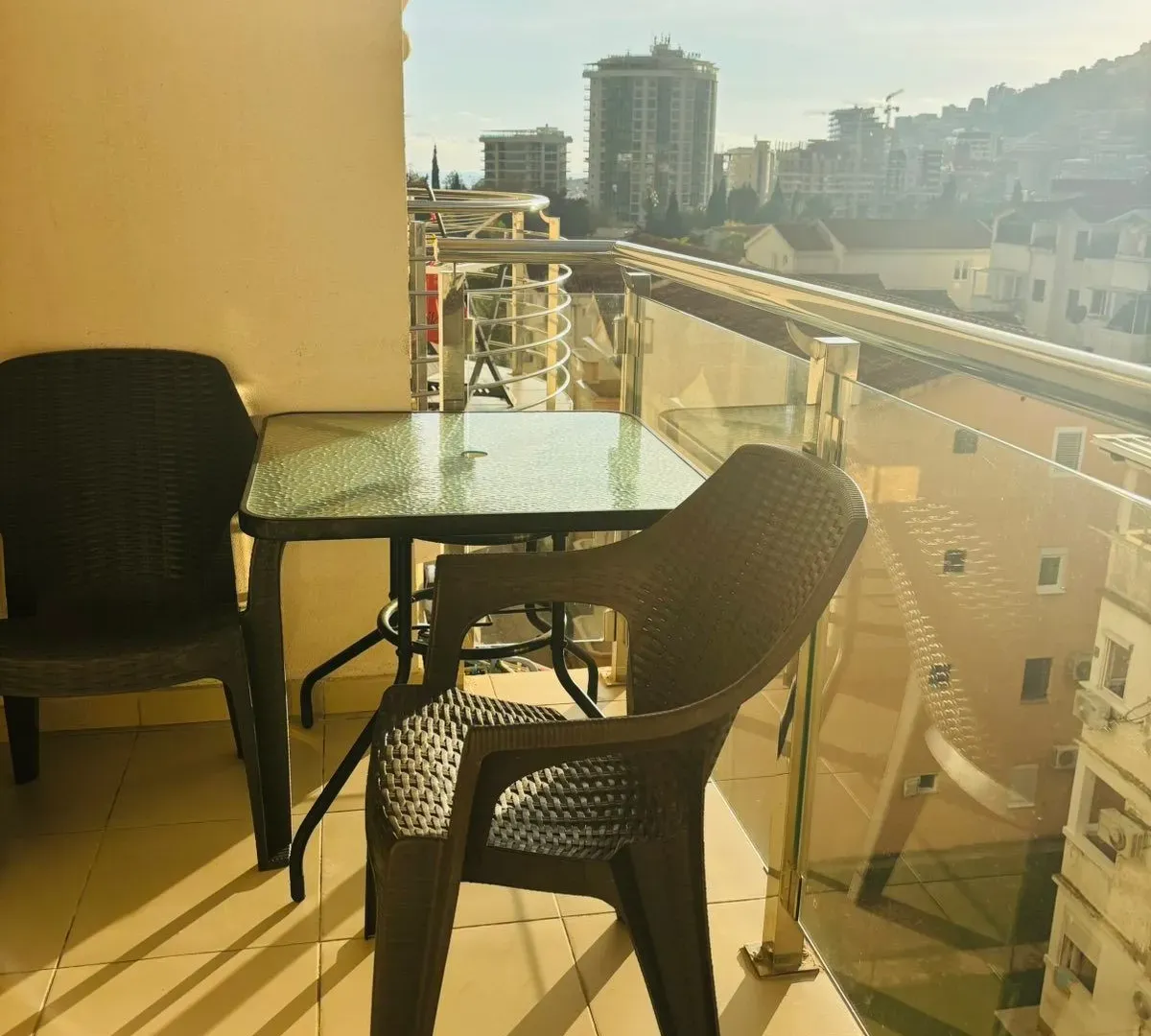 Rent, one bedroom apartment, 40m², Centar, Budva