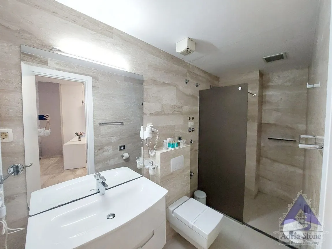 Sale, one bedroom apartment, 64m², Centar, Budva