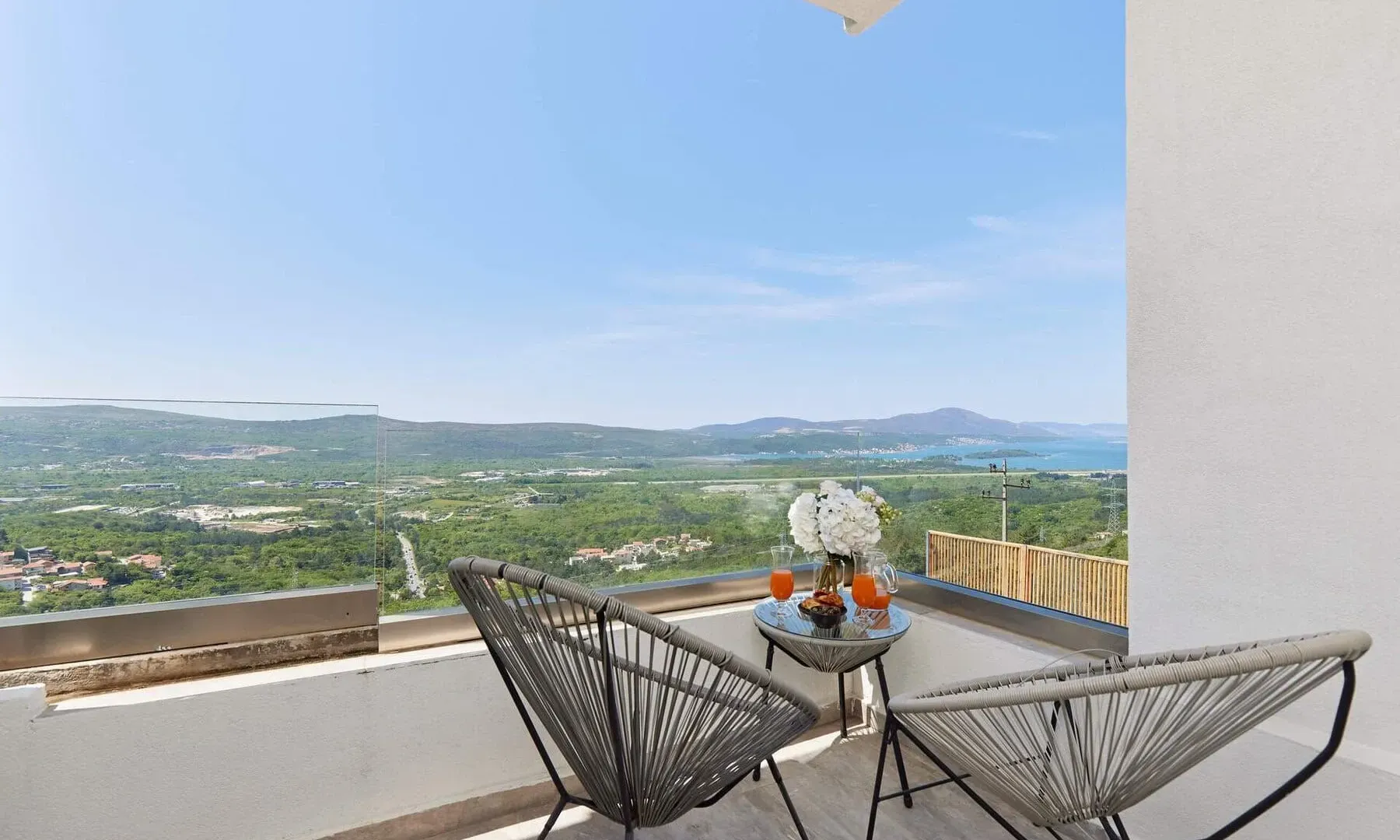 Sale, house, 233m², Kavač, Kotor
