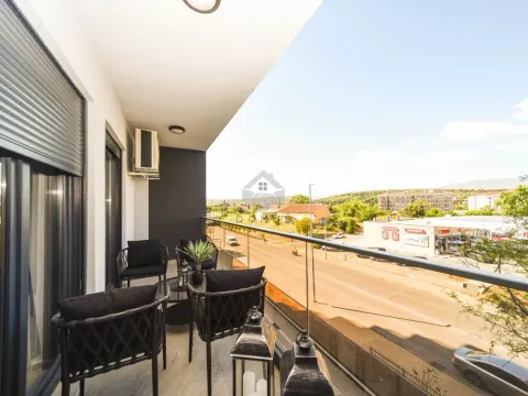 Rent, two bedroom apartment, 67m², Stari Aerodrom, Podgorica - image 12