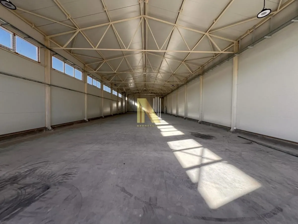 Rent, office space, 600m², Temerin, Novi Sad