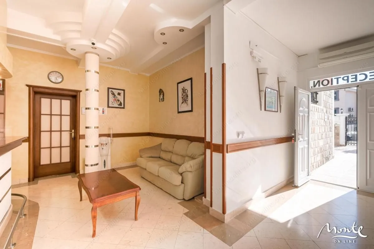 Sale, office space, 1256m², Budva, Crna Gora
