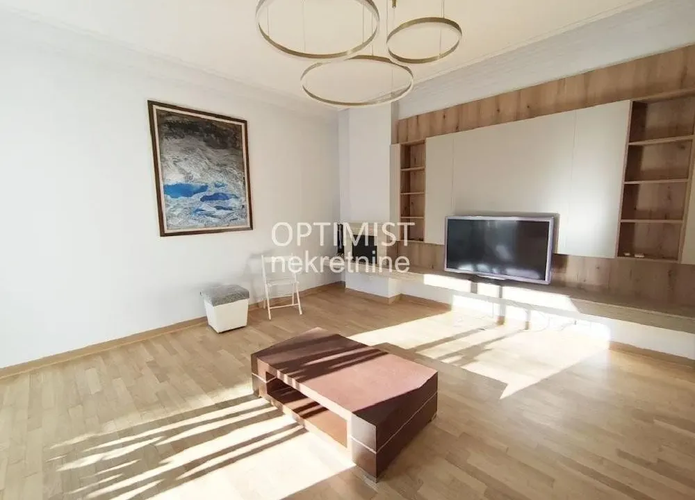 Prodaja, četvorosoban stan, 96m², Vračar Sve Podlokacije, Beograd