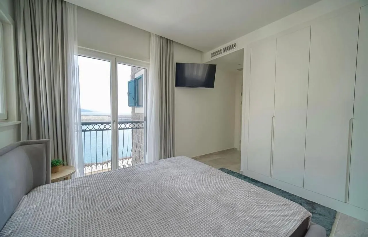 Prodaja, dvosoban stan, 96m², Luštica, Tivat