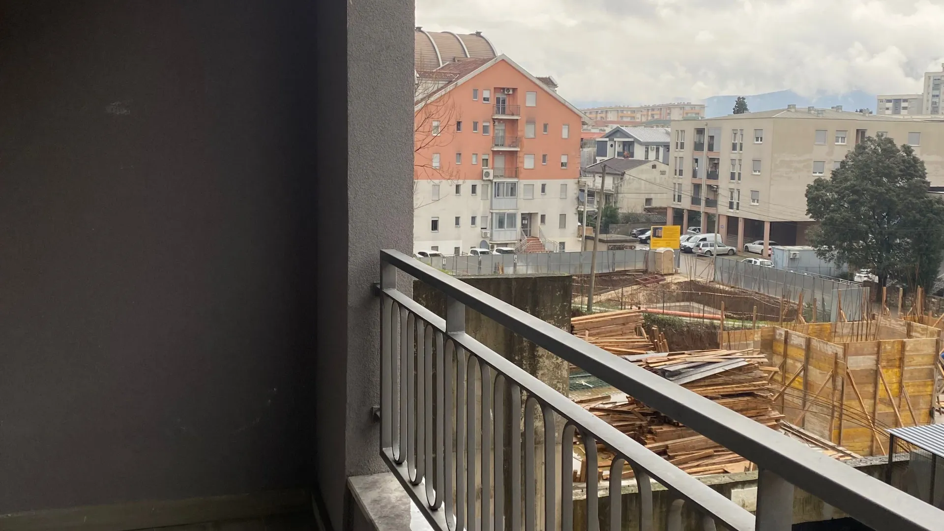 Prodaja, dvosoban stan, 67m², Malo Brdo, Podgorica