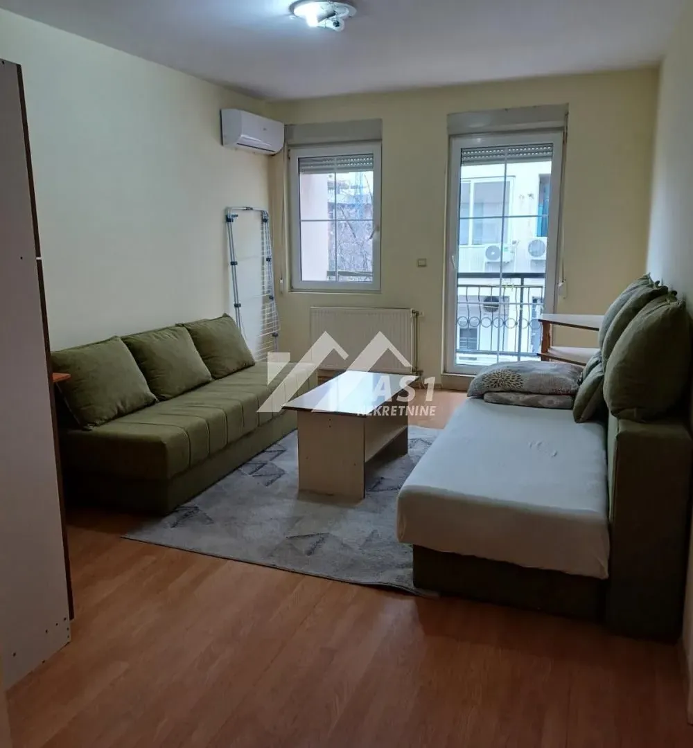 Izdavanje, dvosoban stan, 52m², Grbavica, Novi Sad Sve Podlokacije