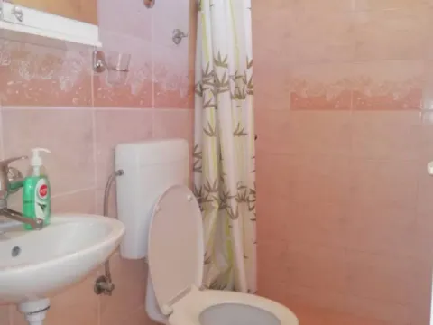 Izdavanje, jednosoban stan, 25m², Tivat, Crna Gora - image 2