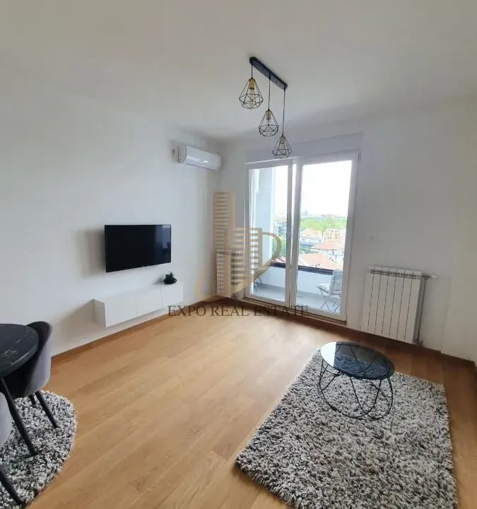 Prodaja, jednosoban stan, 43m², Bulevar Evrope, Novi Sad Sve Podlokacije