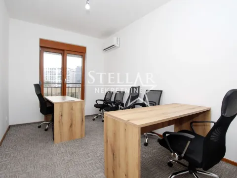 Izdavanje, poslovni prostor, 70m², Master Kvart, Podgorica - image 8